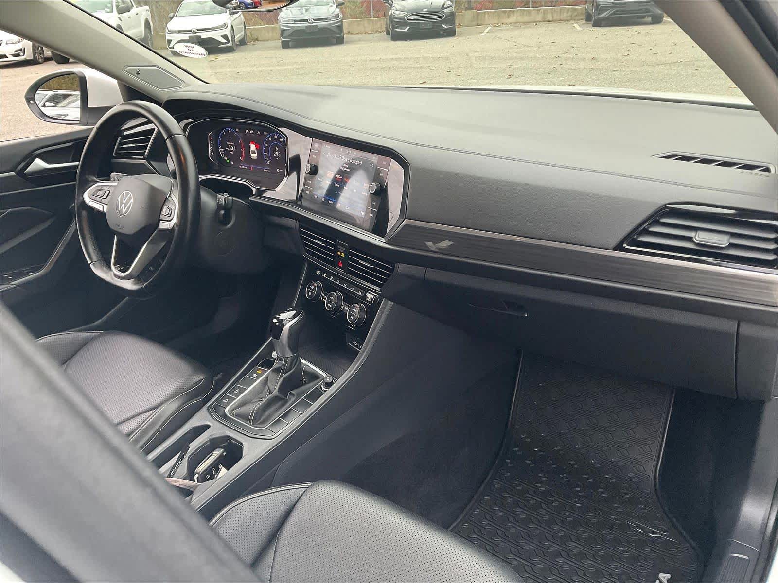 2023 Volkswagen Jetta SEL - Photo 14