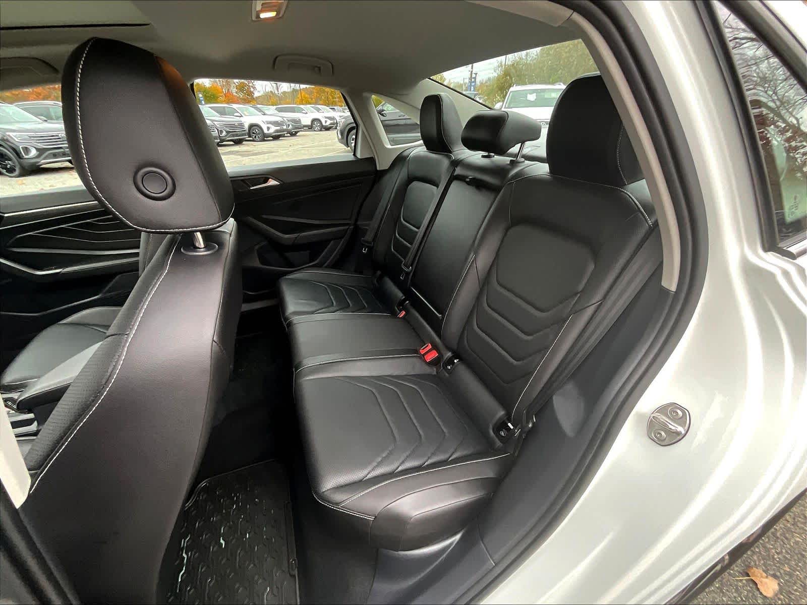 2023 Volkswagen Jetta SEL - Photo 15