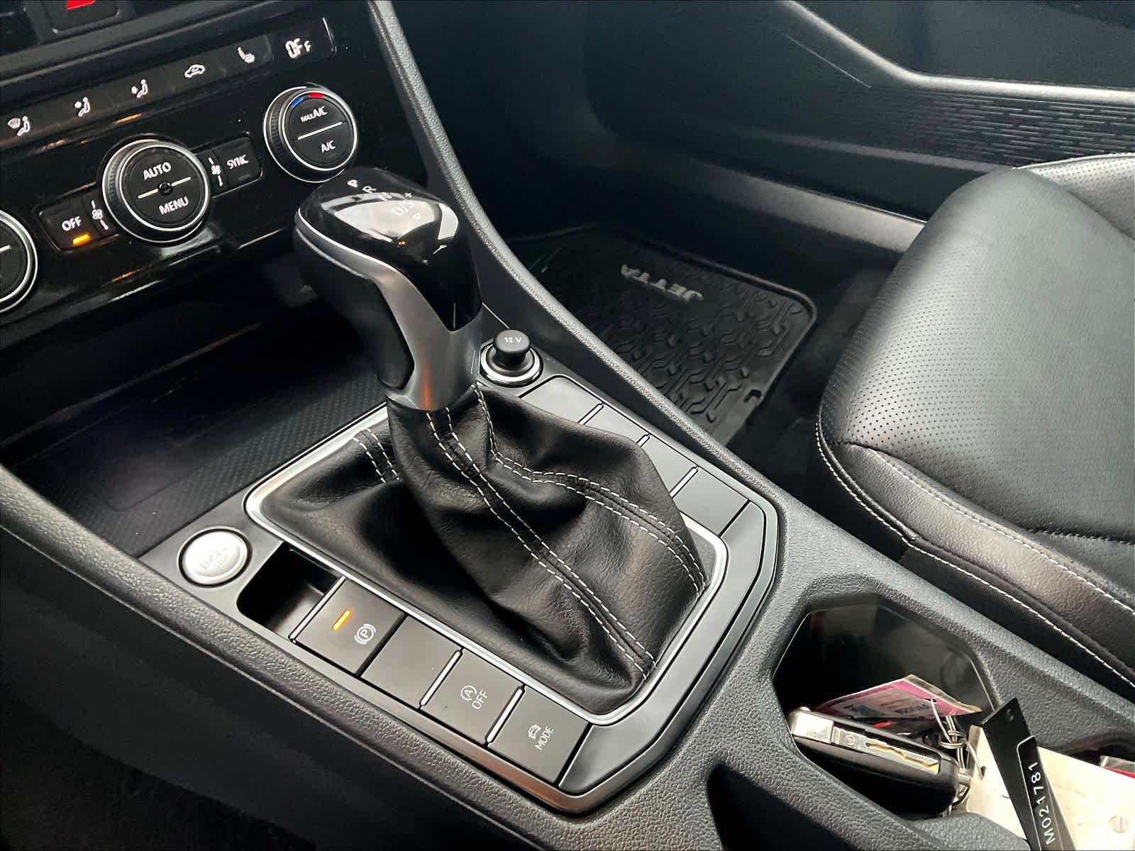 2023 Volkswagen Jetta SEL - Photo 20