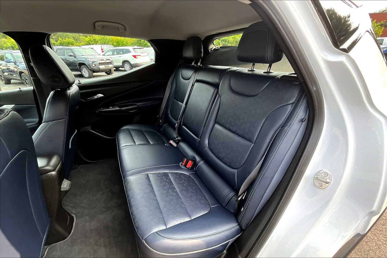 2022 Chevrolet Bolt EUV Premier - Photo 14