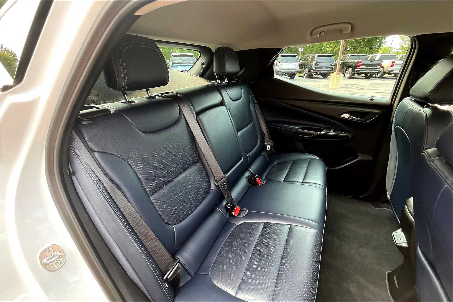 2022 Chevrolet Bolt EUV Premier - Photo 15