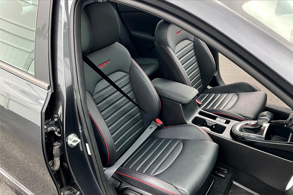 2023 Kia Forte GT - Photo 11
