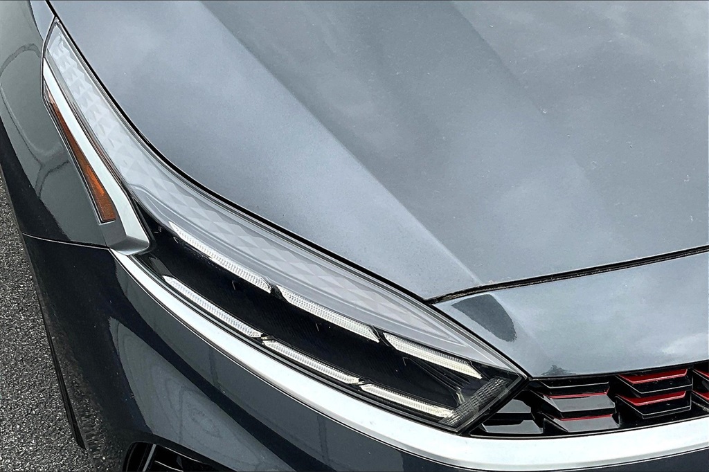 2023 Kia Forte GT - Photo 32