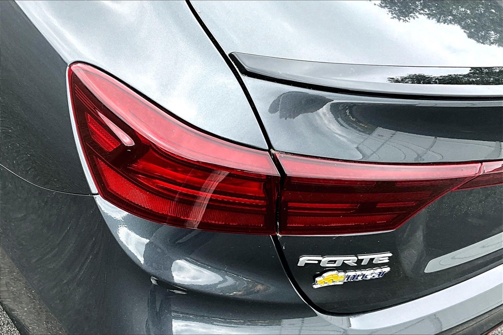 2023 Kia Forte GT - Photo 33