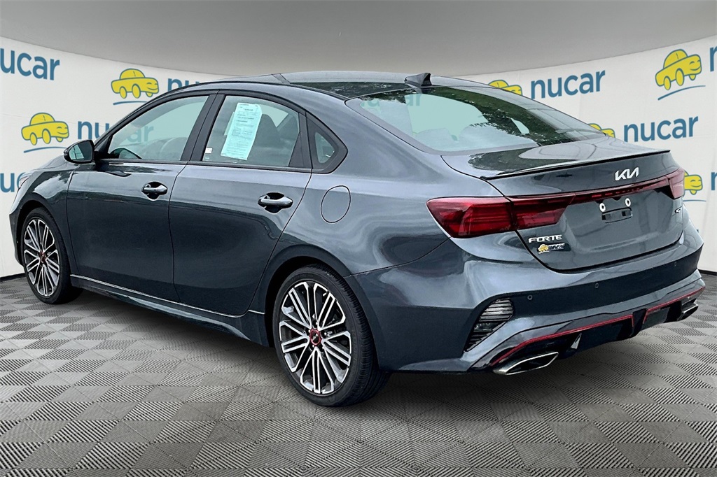 2023 Kia Forte GT - Photo 4