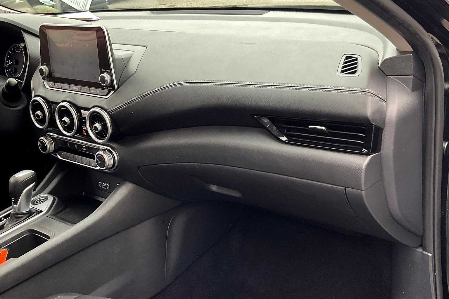 2022 Nissan Sentra SV - Photo 13
