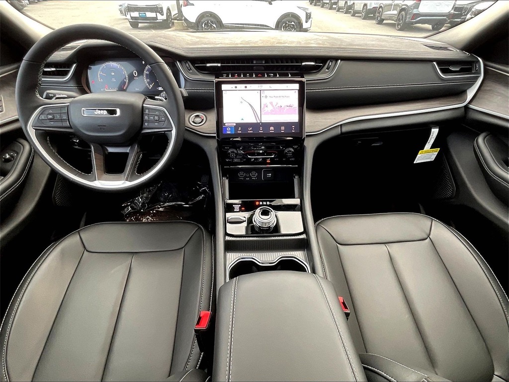 2025 Jeep Grand Cherokee L Limited - Photo 12