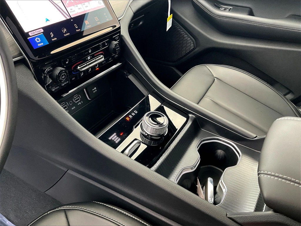 2025 Jeep Grand Cherokee L Limited - Photo 14