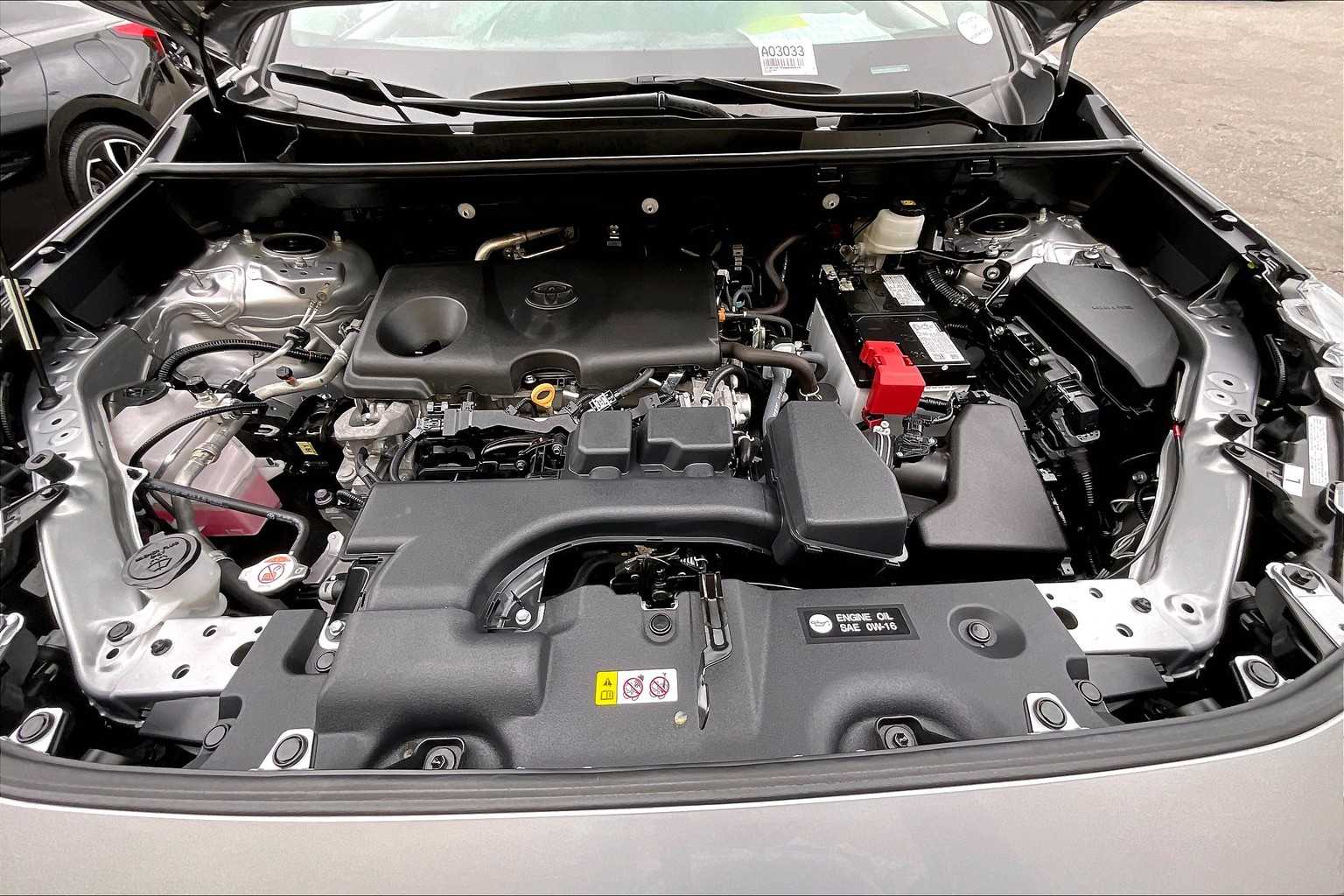 2024 Toyota RAV4 XLE - Photo 29