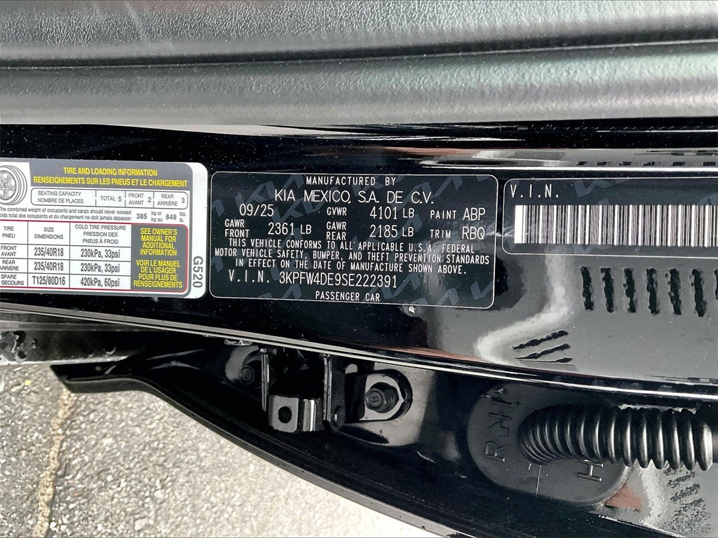 2025 Kia K4 GT-Line - Photo 16