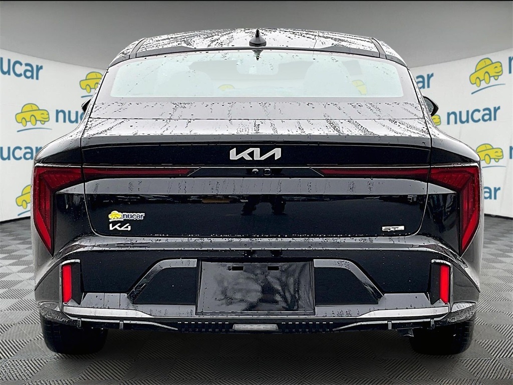 2025 Kia K4 GT-Line - Photo 6