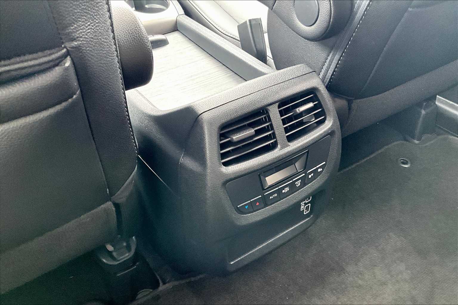2022 Honda Pilot Special Edition - Photo 28