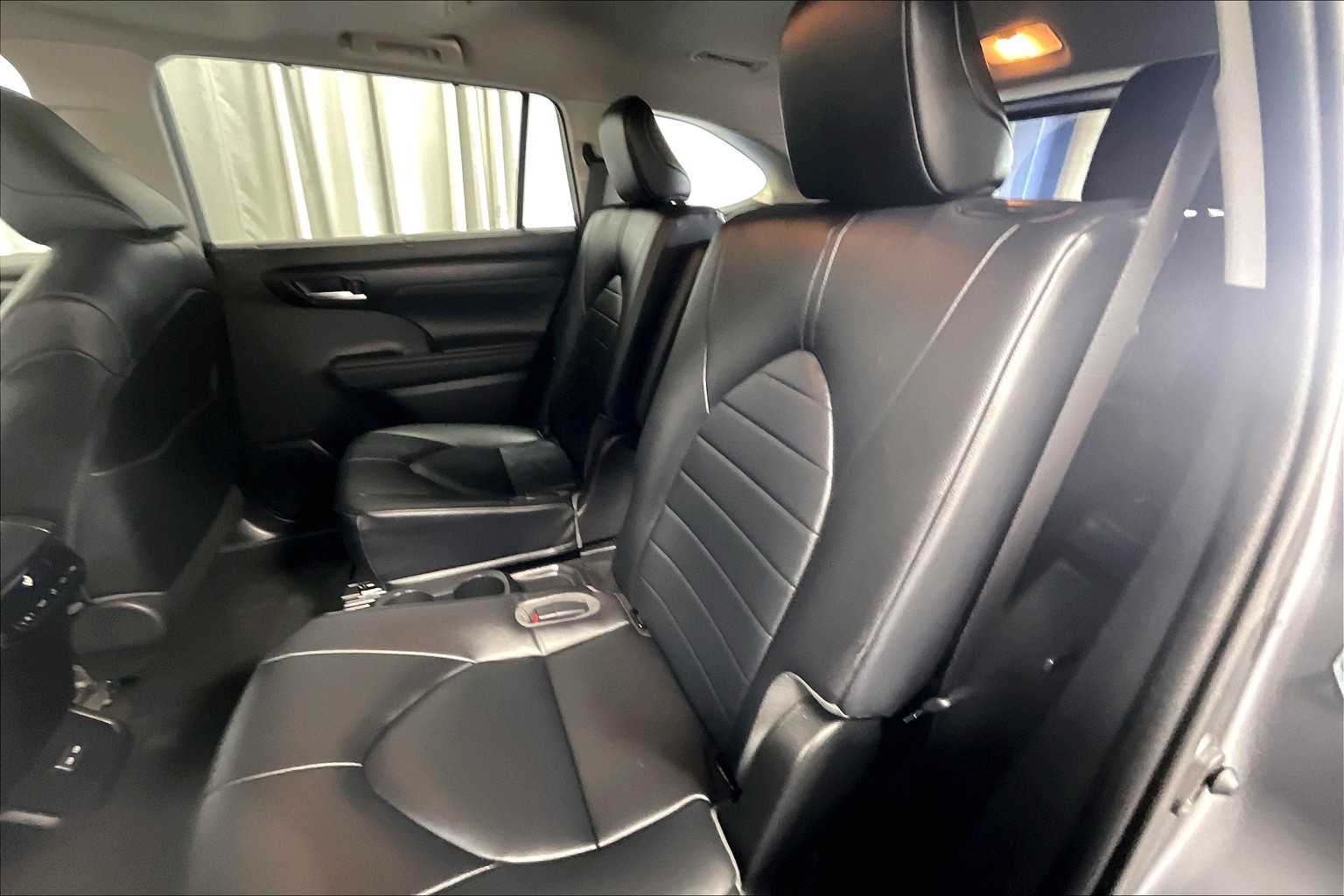 2023 Toyota Highlander XLE - Photo 15