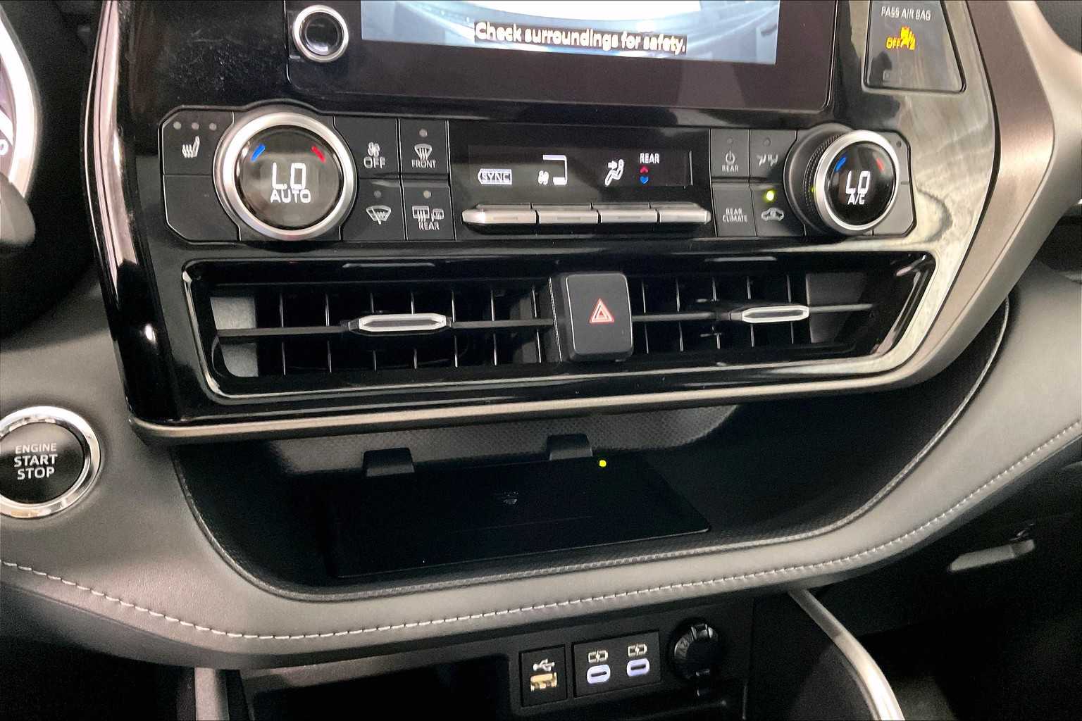 2023 Toyota Highlander XLE - Photo 27