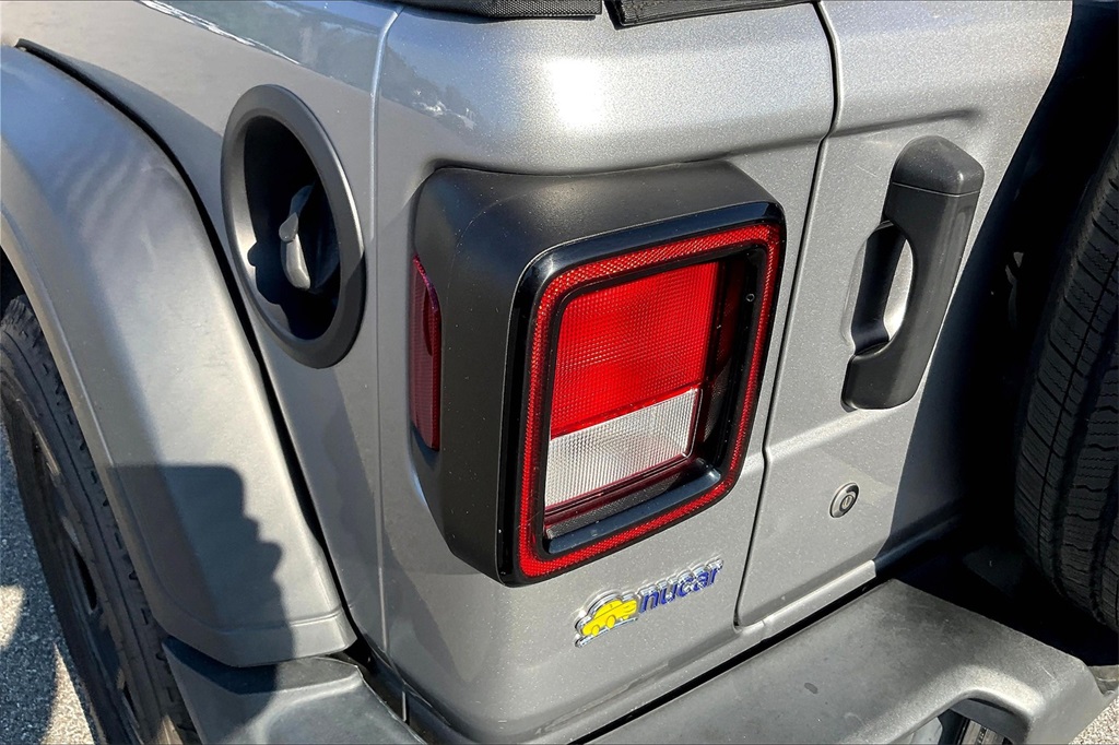 2021 Jeep Wrangler Unlimited Sport - Photo 29