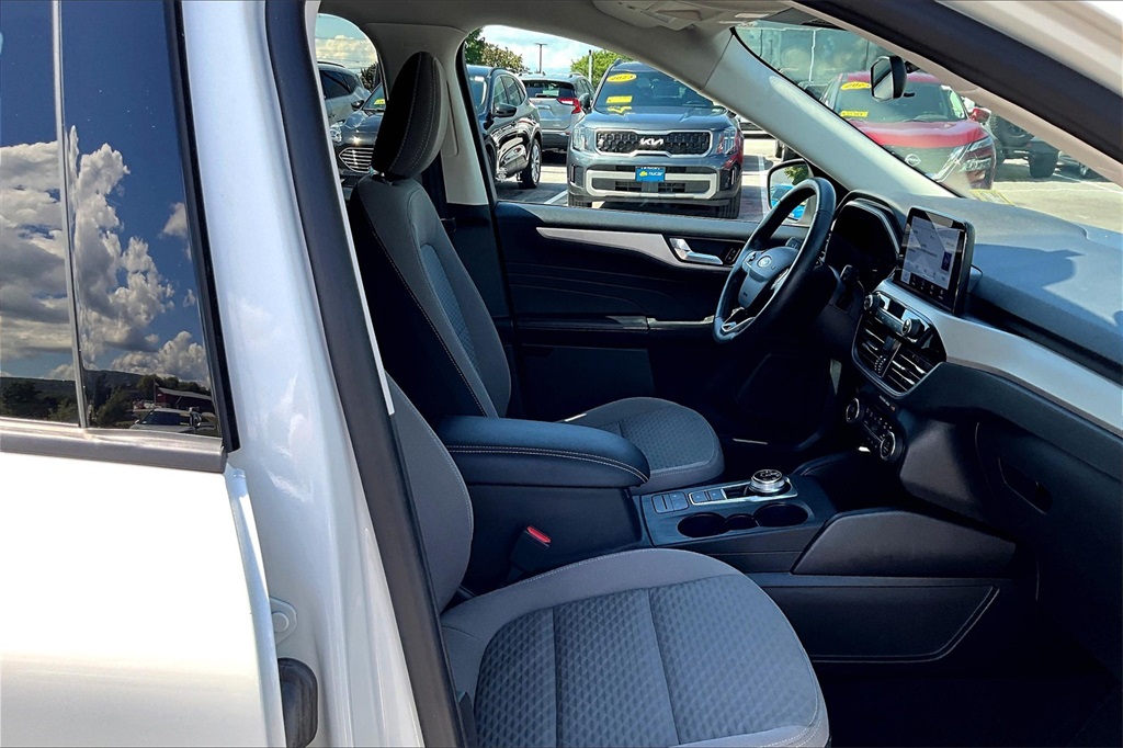 2021 Ford Escape SE - Photo 11
