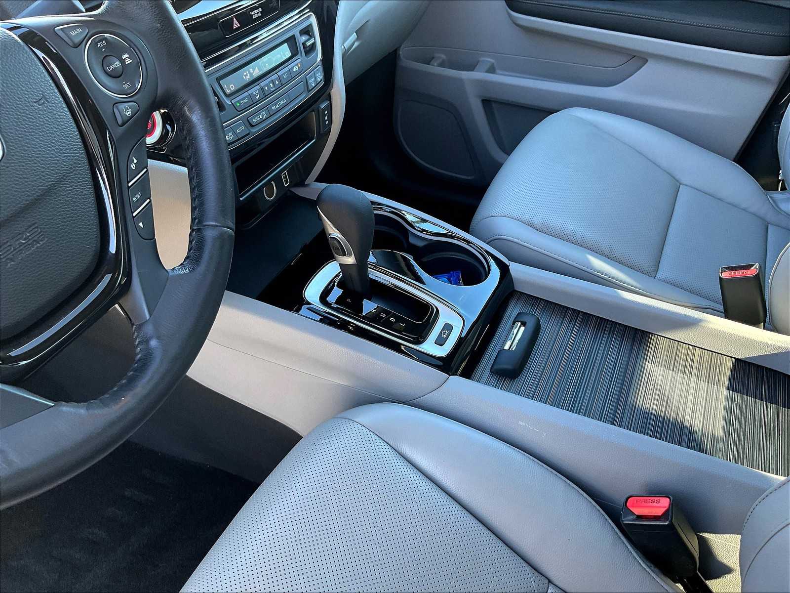 2019 Honda Ridgeline RTL-E - Photo 20