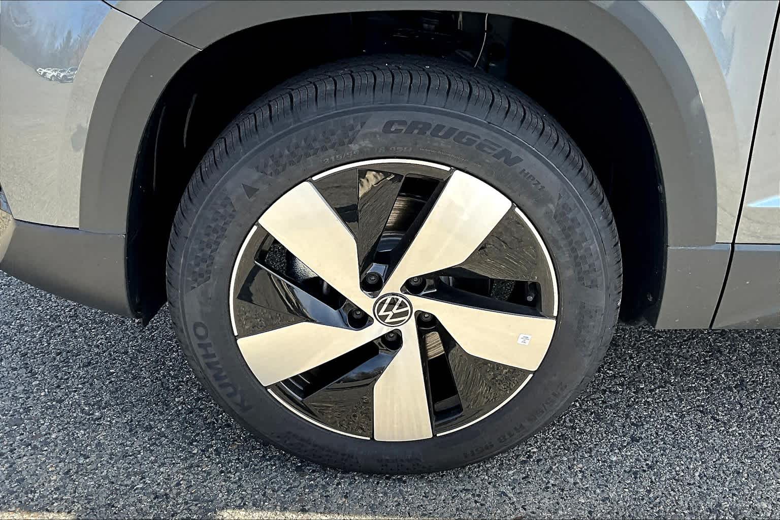 2025 Volkswagen Taos S - Photo 8