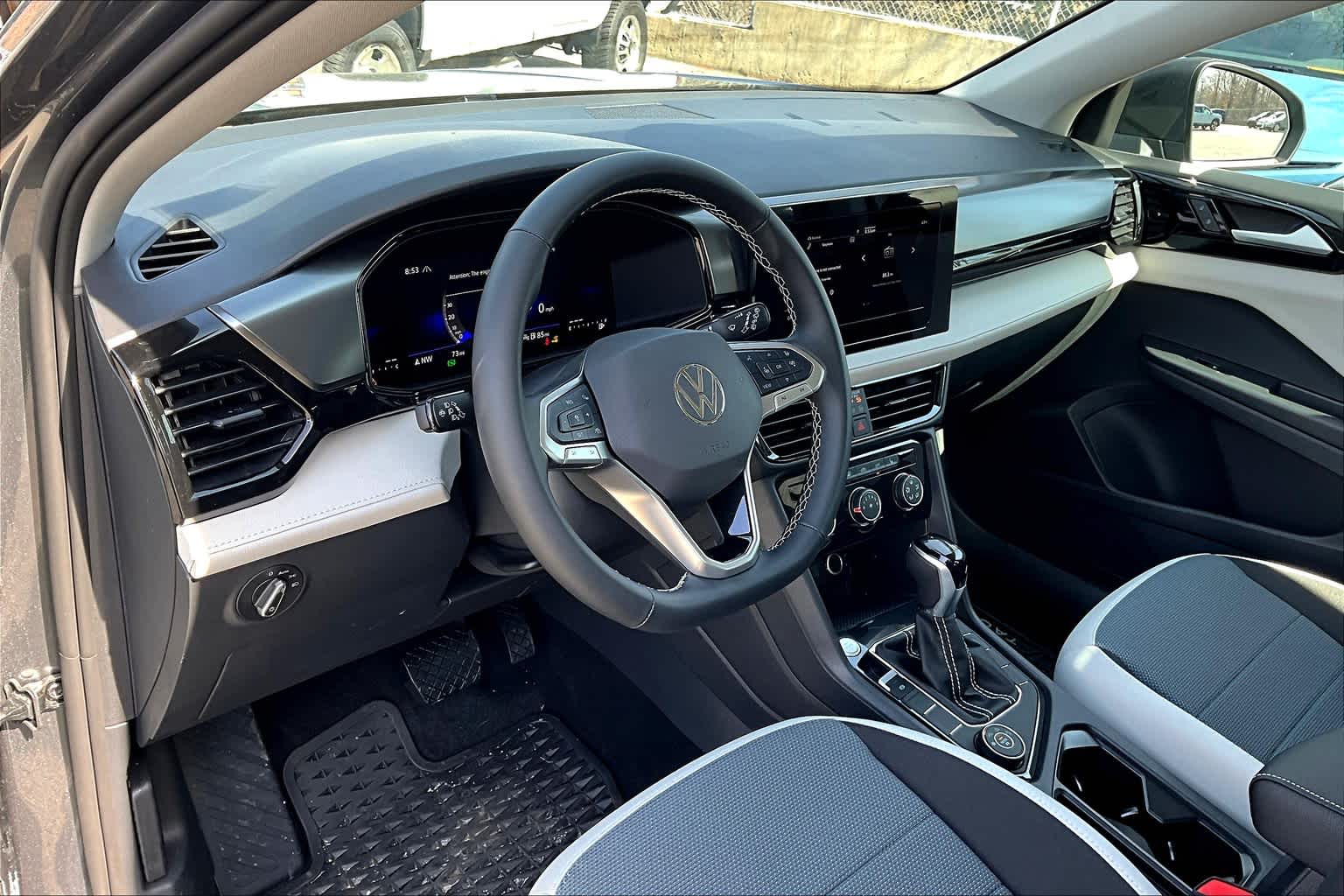 2025 Volkswagen Taos S - Photo 9