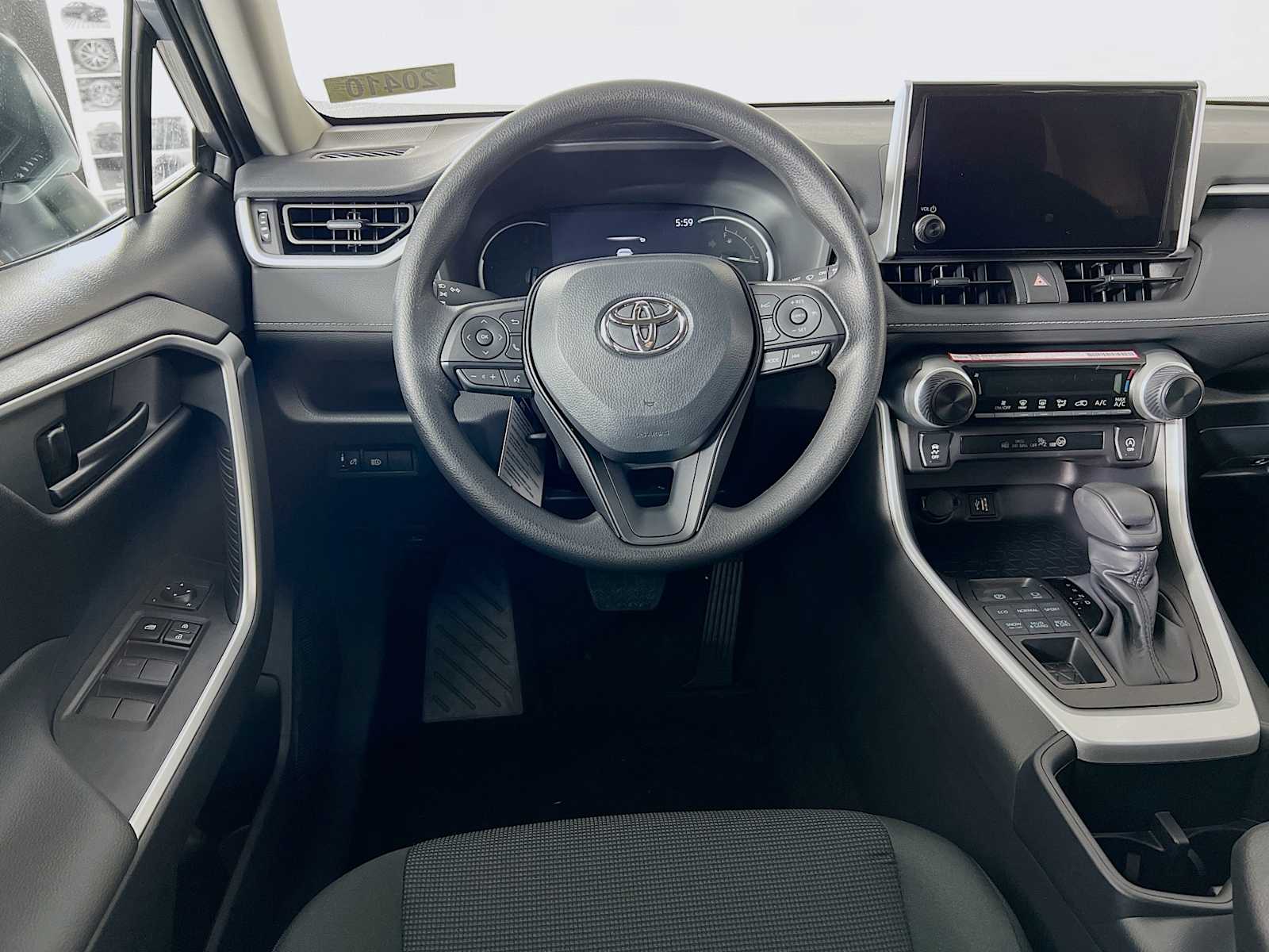 2025 Toyota RAV4 LE - Photo 15