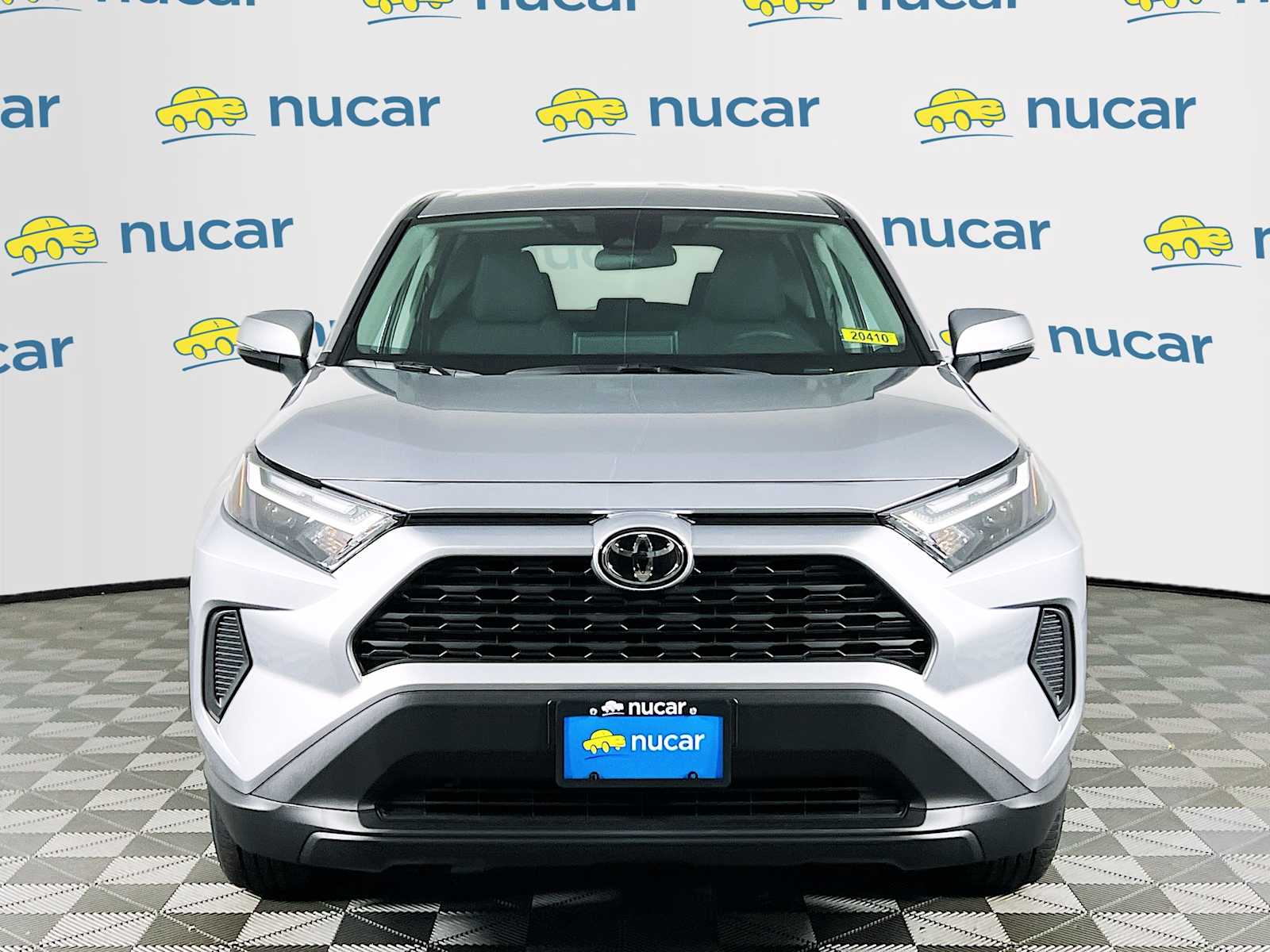 2025 Toyota RAV4 LE - Photo 2