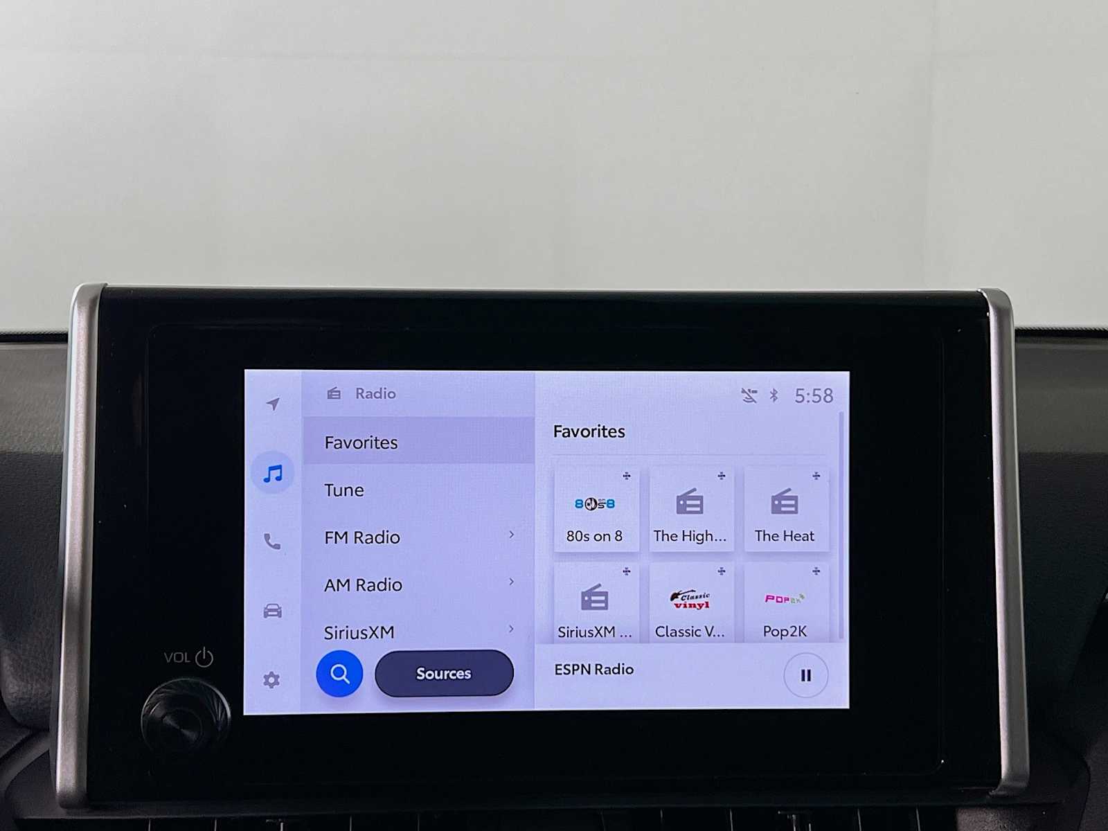 2025 Toyota RAV4 LE - Photo 8