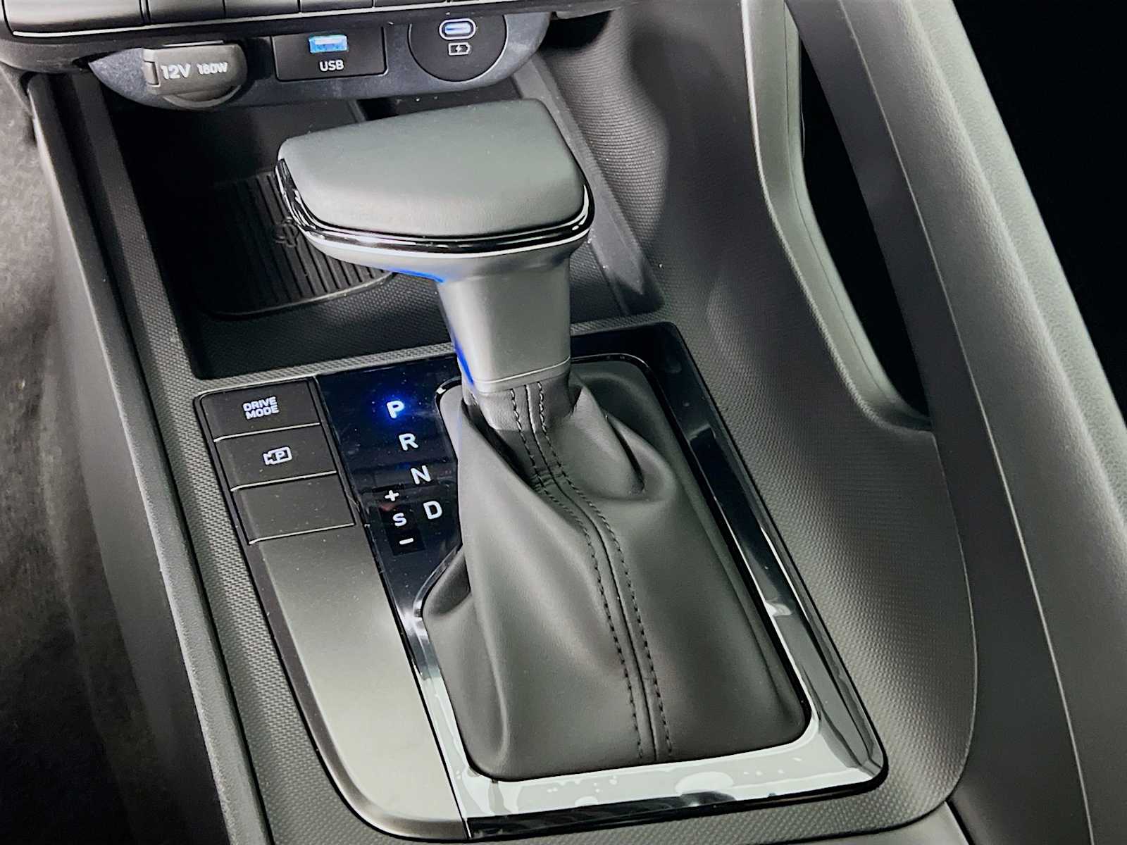 2025 Hyundai Elantra SEL Sport - Photo 11