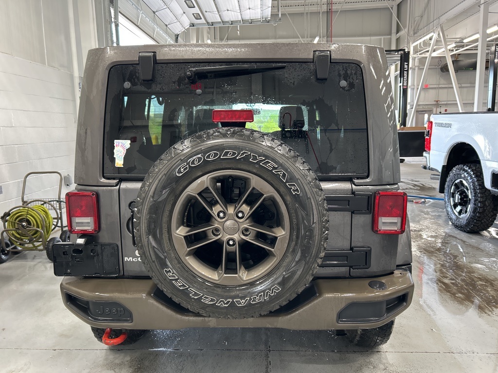 2016 Jeep Wrangler Unlimited Sahara - Photo 3