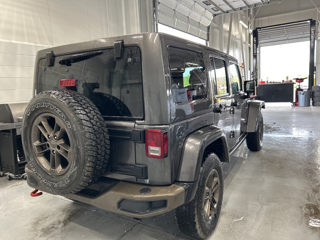 2016 Jeep Wrangler Unlimited Sahara - Photo 4