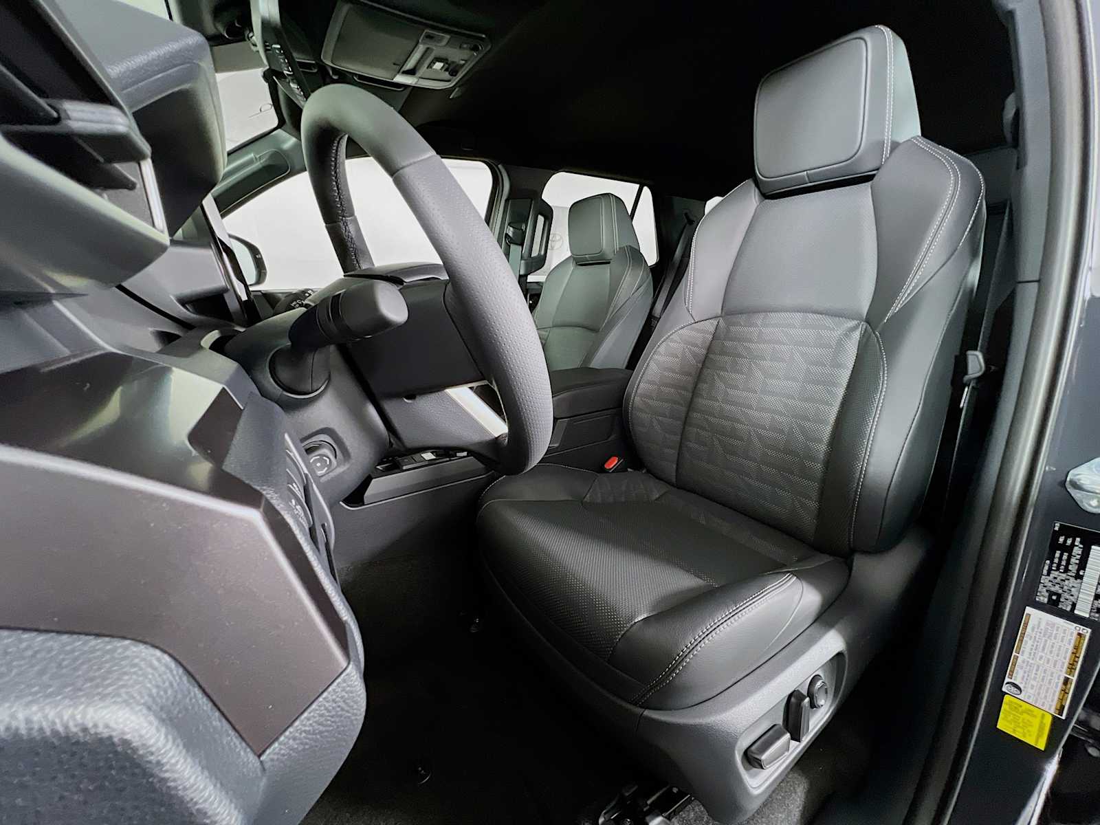 2025 Toyota 4Runner TRD Off Road Premium - Photo 12