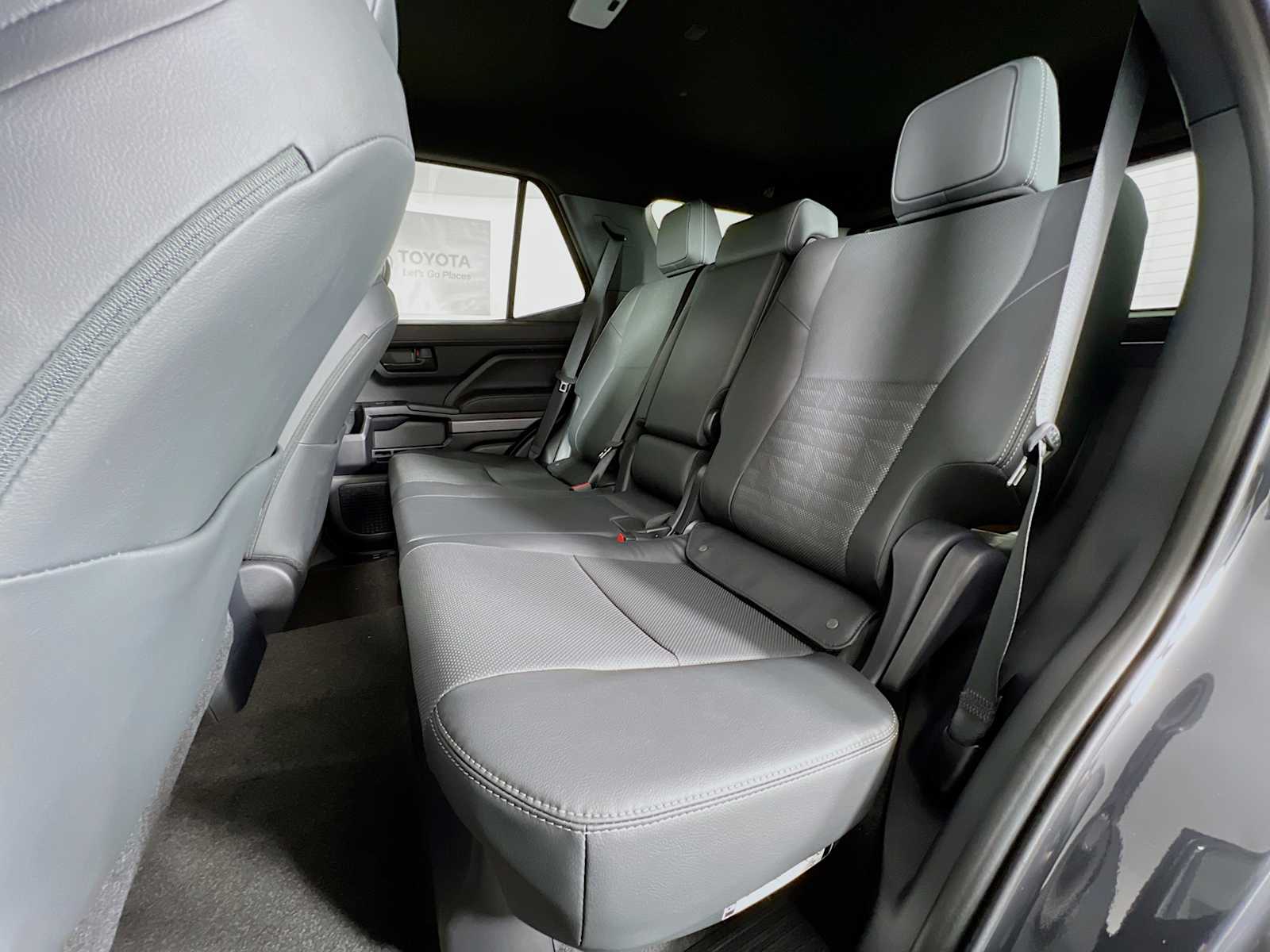 2025 Toyota 4Runner TRD Off Road Premium - Photo 13