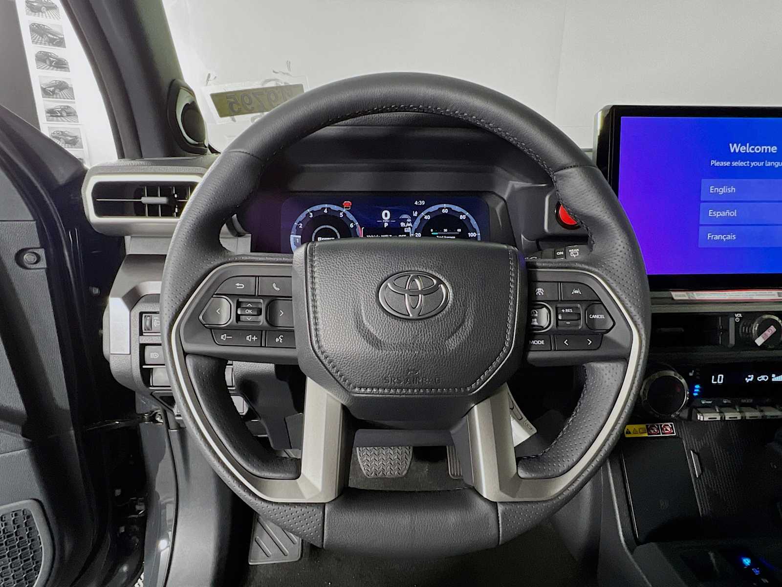 2025 Toyota 4Runner TRD Off Road Premium - Photo 7