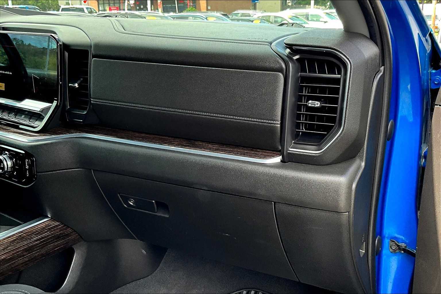 2022 GMC Sierra 1500 Elevation - Photo 13