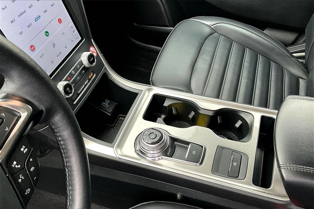 2024 Ford Edge SEL - Photo 20