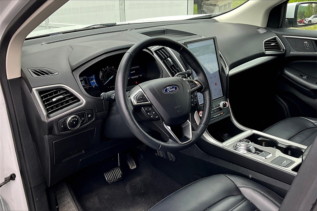 2024 Ford Edge SEL - Photo 8