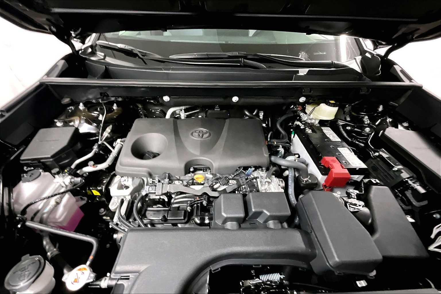 2025 Toyota RAV4 XLE Premium - Photo 16