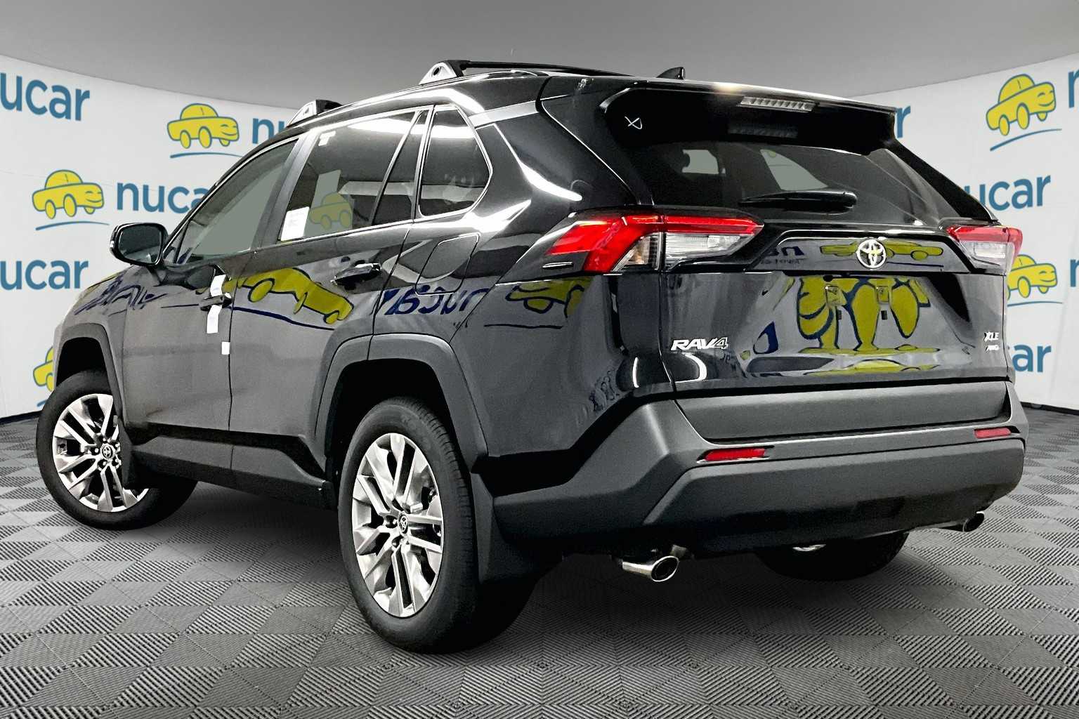 2025 Toyota RAV4 XLE Premium - Photo 5