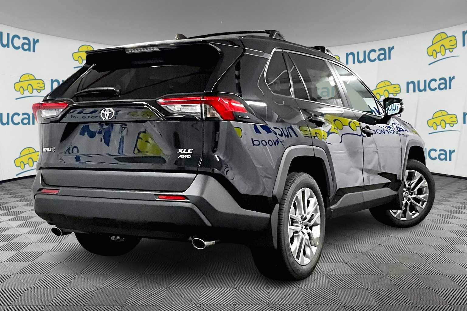 2025 Toyota RAV4 XLE Premium - Photo 7