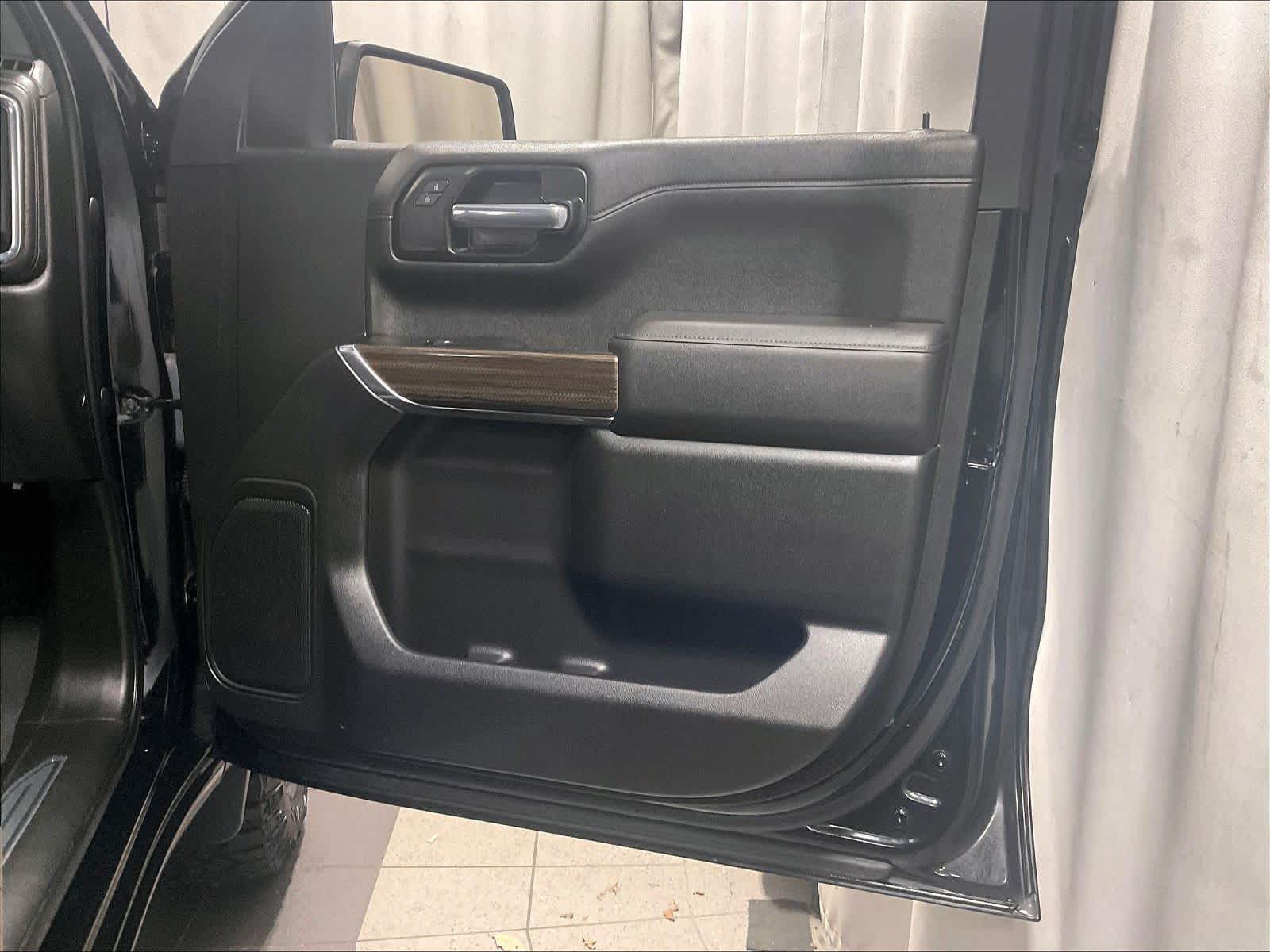 2021 Chevrolet Silverado 1500 LT Trail Boss - Photo 12