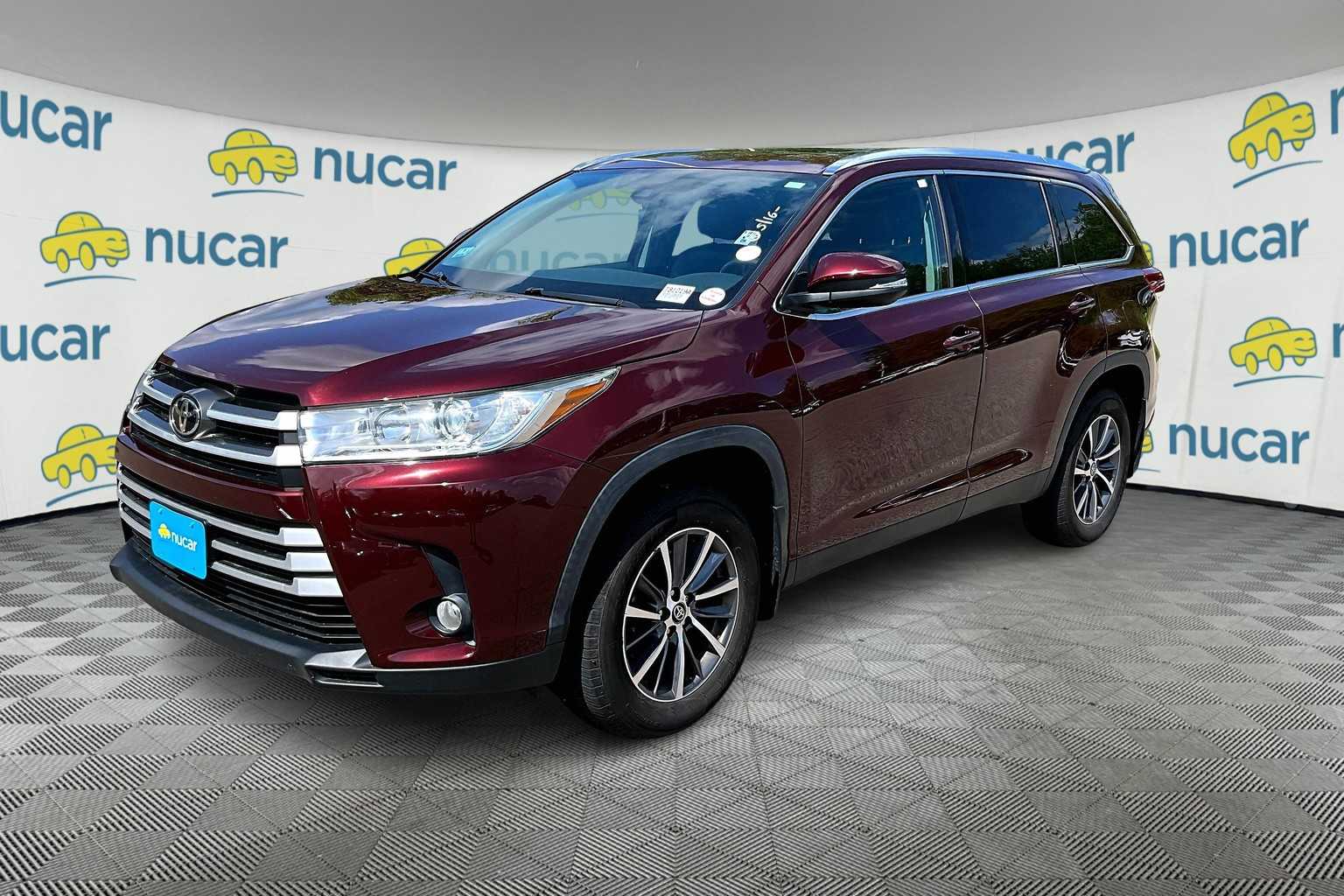2019 Toyota Highlander XLE - Photo 2