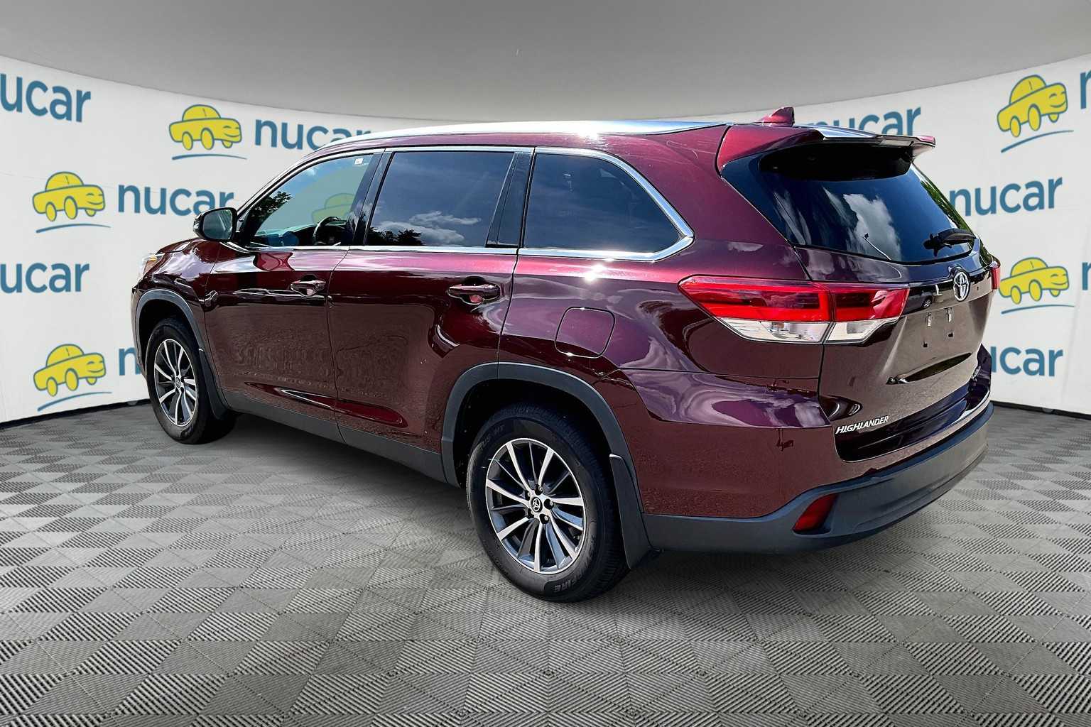 2019 Toyota Highlander XLE - Photo 3