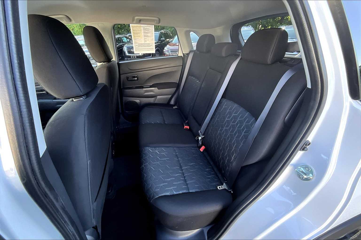 2024 Mitsubishi Outlander Sport LE - Photo 15