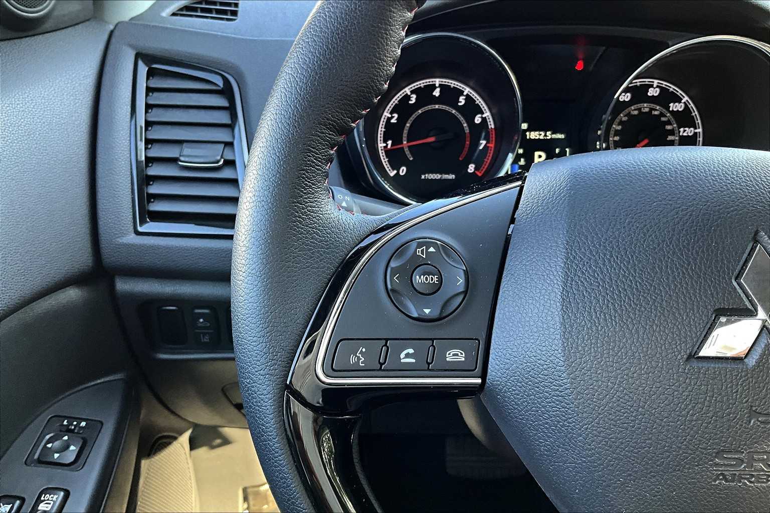2024 Mitsubishi Outlander Sport LE - Photo 22