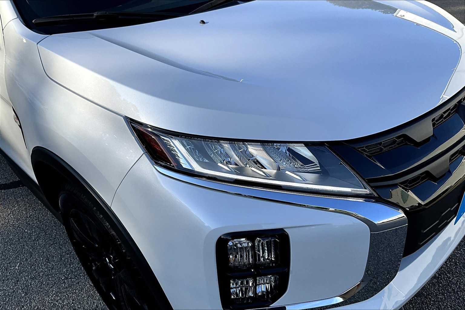 2024 Mitsubishi Outlander Sport LE - Photo 30