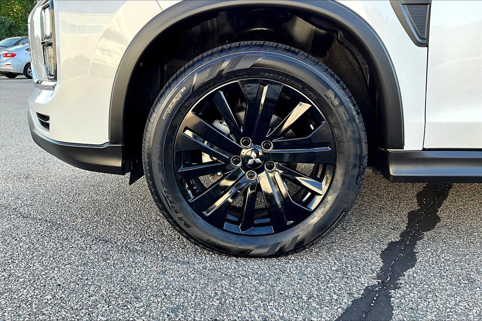 2024 Mitsubishi Outlander Sport LE - Photo 7