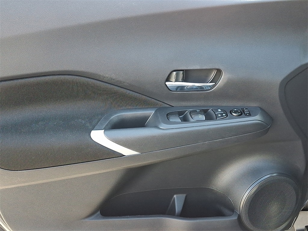 2024 Nissan Kicks SV - Photo 13