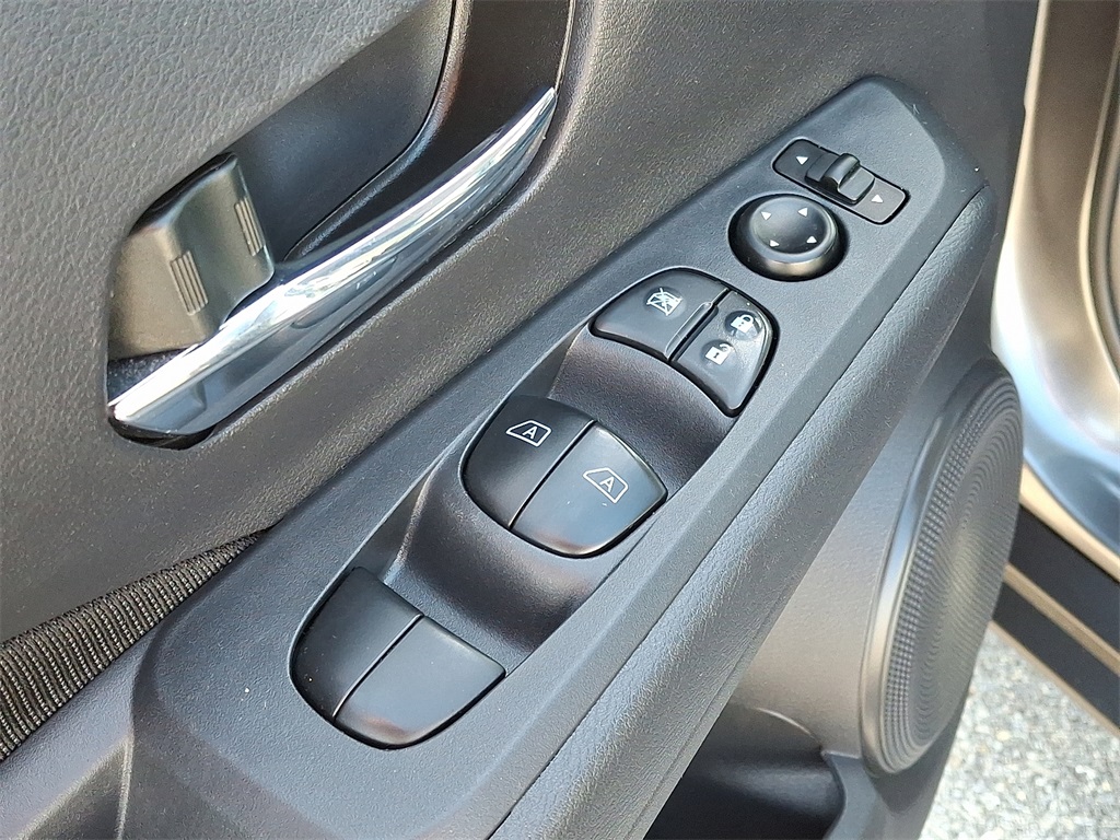 2024 Nissan Kicks SV - Photo 14