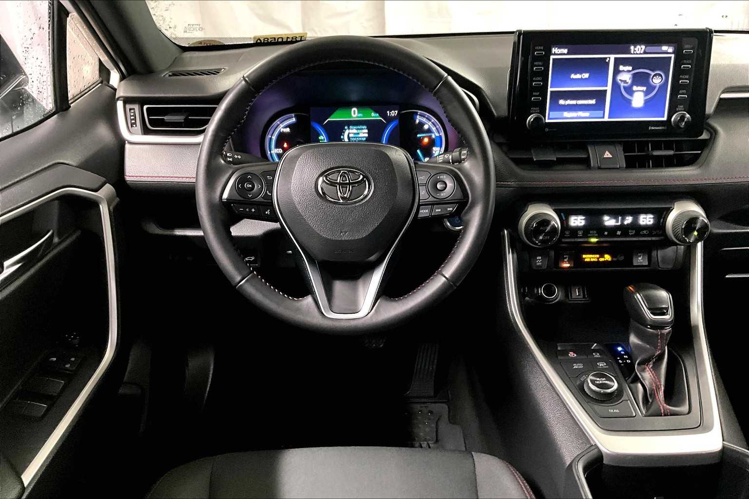 2022 Toyota RAV4 Prime SE - Photo 17