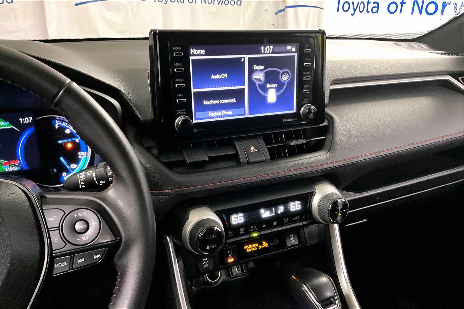2022 Toyota RAV4 Prime SE - Photo 18