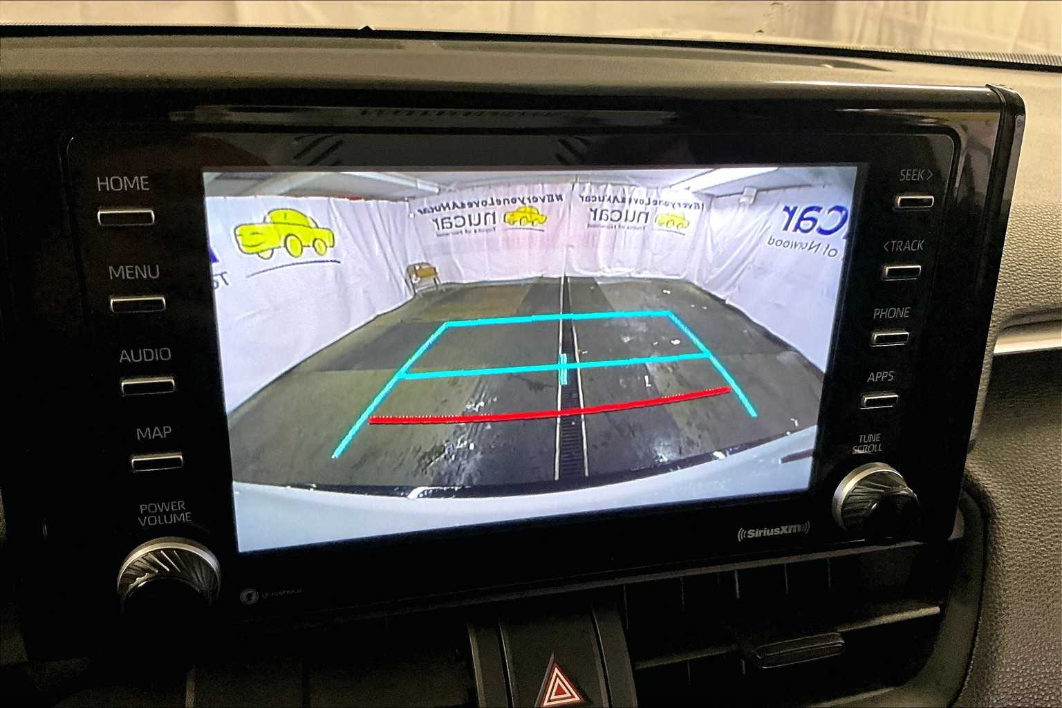 2022 Toyota RAV4 Prime SE - Photo 19